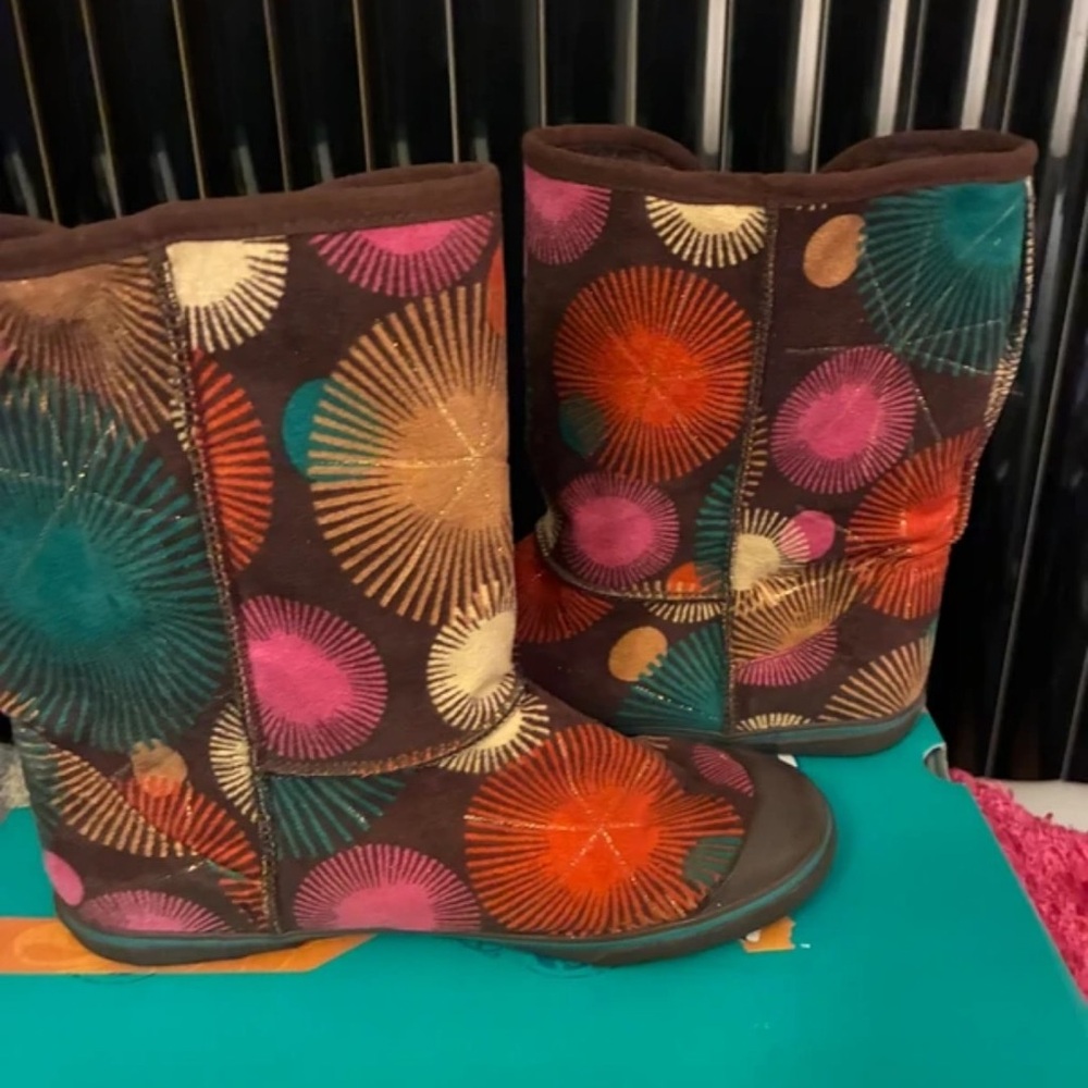 BOBS from Skechers Multicolor Patterned Boots